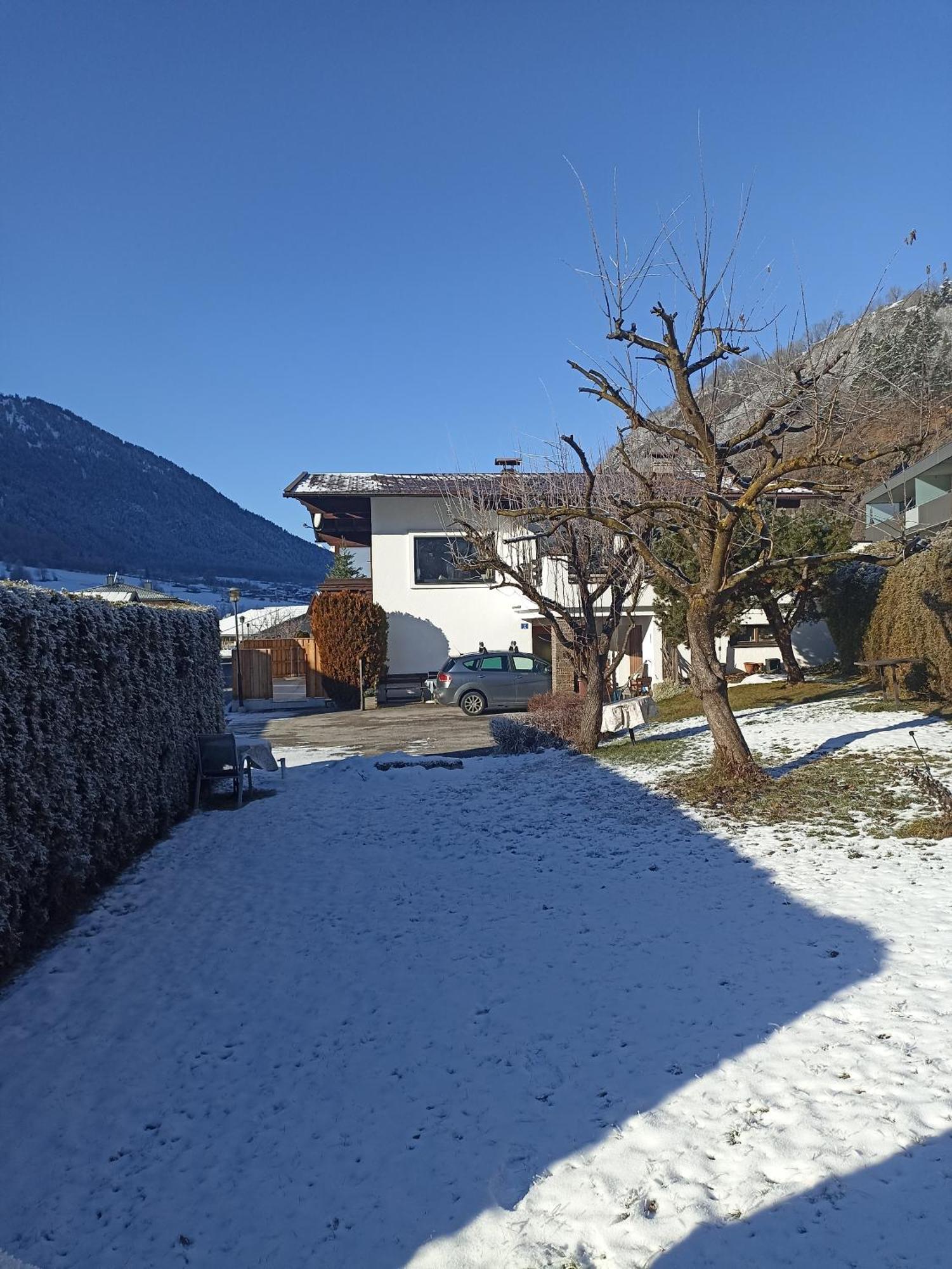 Haus Evi Apartman Oetz Kültér fotó